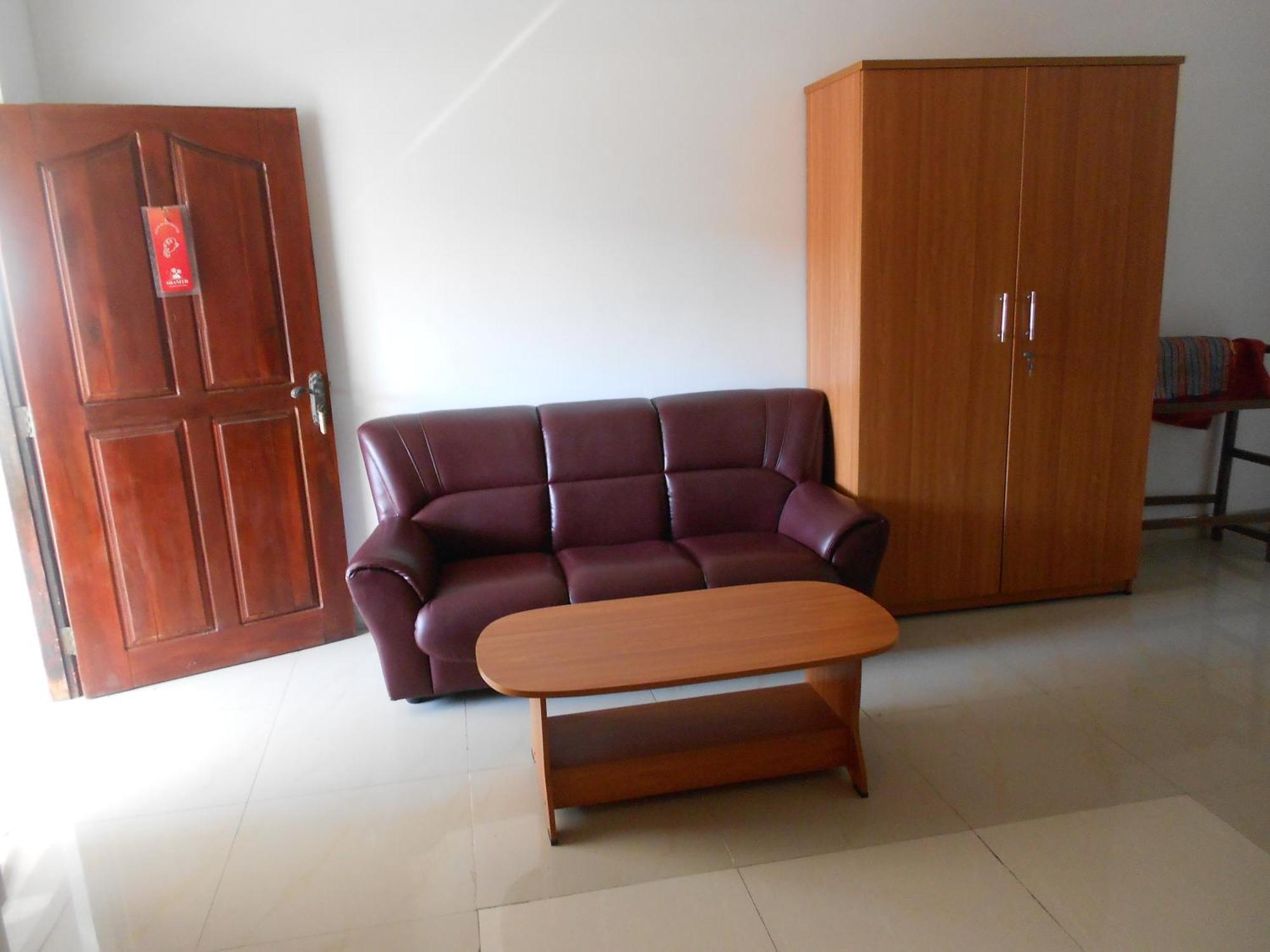 Shanith Guesthouse Негомбо Екстериор снимка