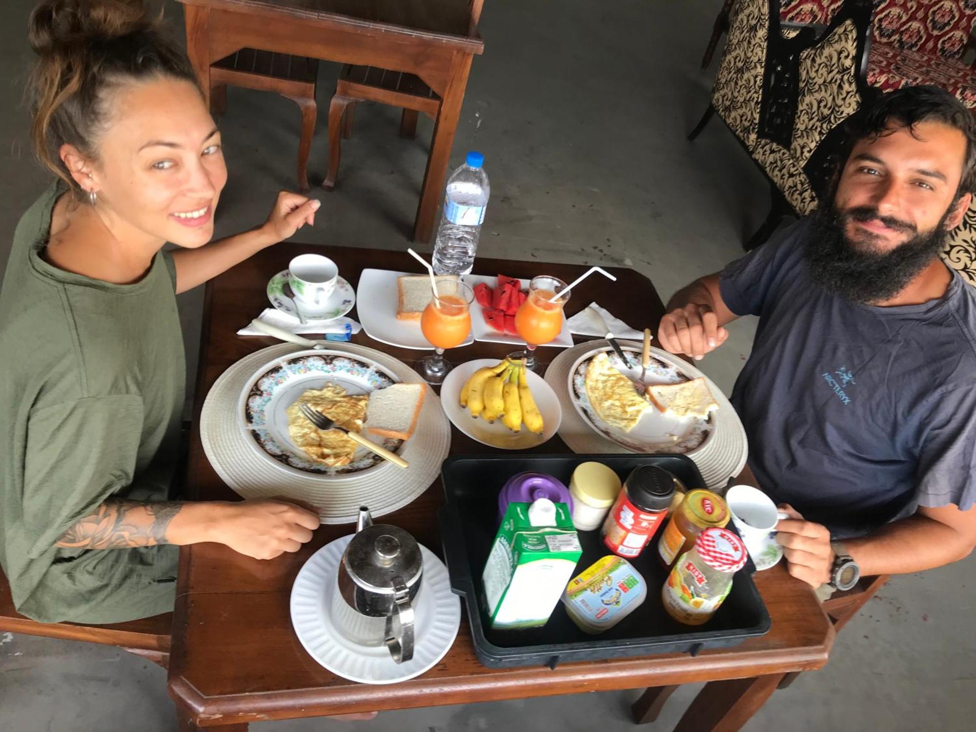Shanith Guesthouse Негомбо Екстериор снимка