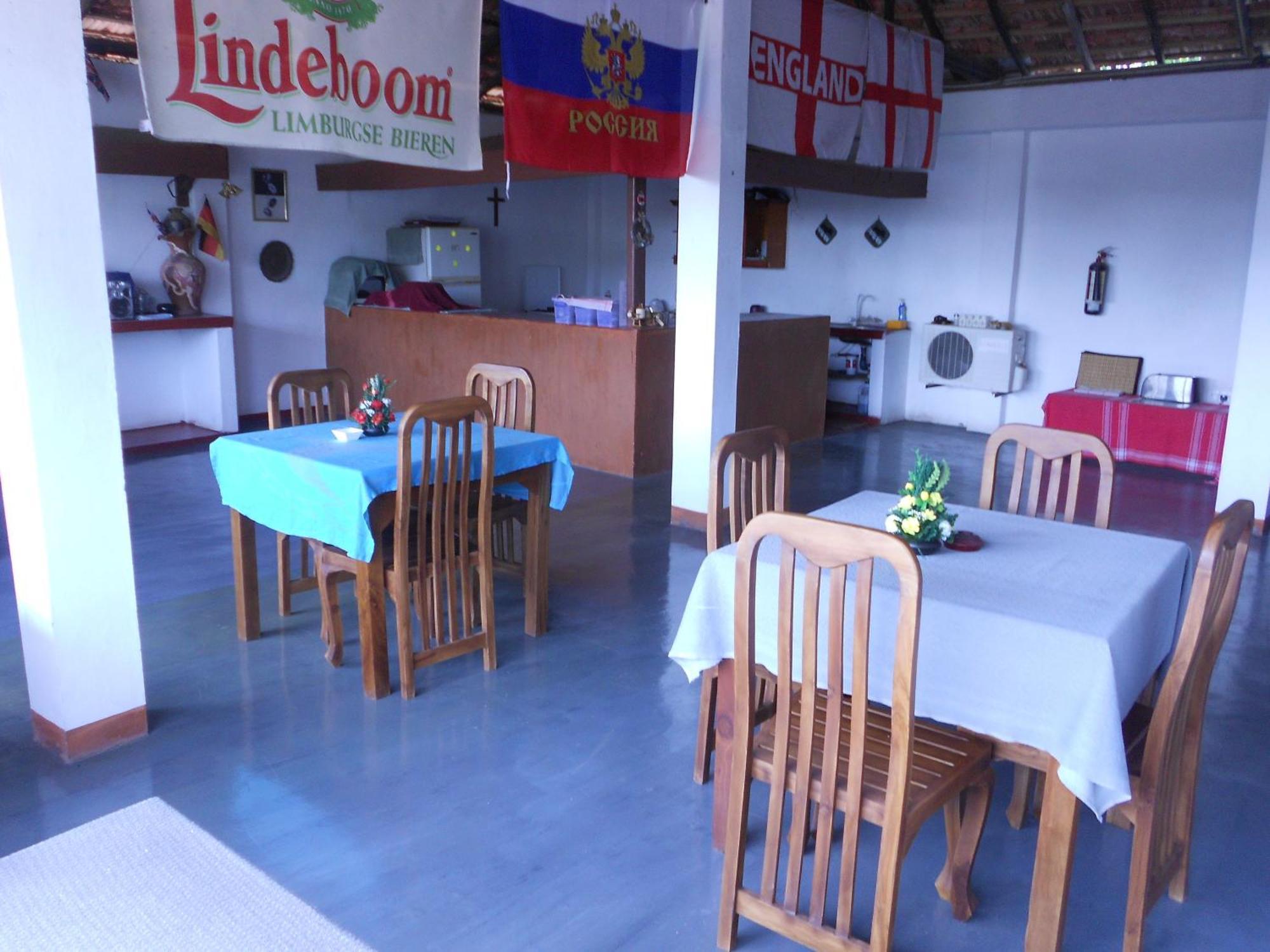 Shanith Guesthouse Негомбо Екстериор снимка