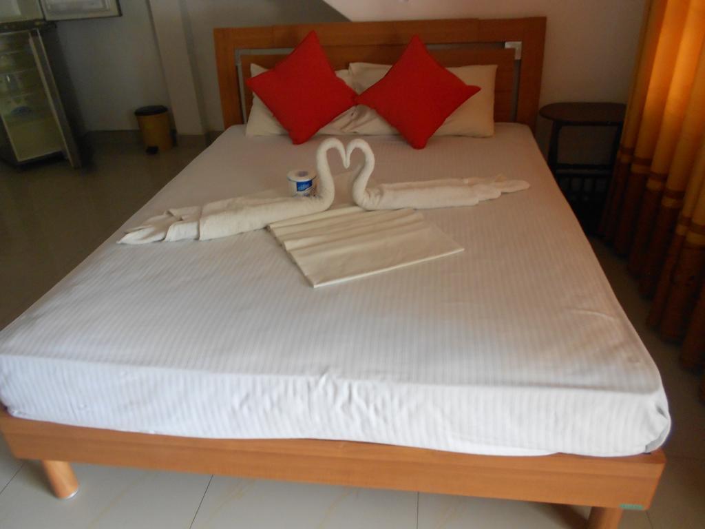 Shanith Guesthouse Негомбо Екстериор снимка